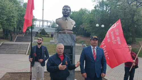 8 мая 2025 года в оккупированном Россией Мелитополе установили памятник Сталину.