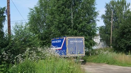 Машина «Почты России» в Косулино.